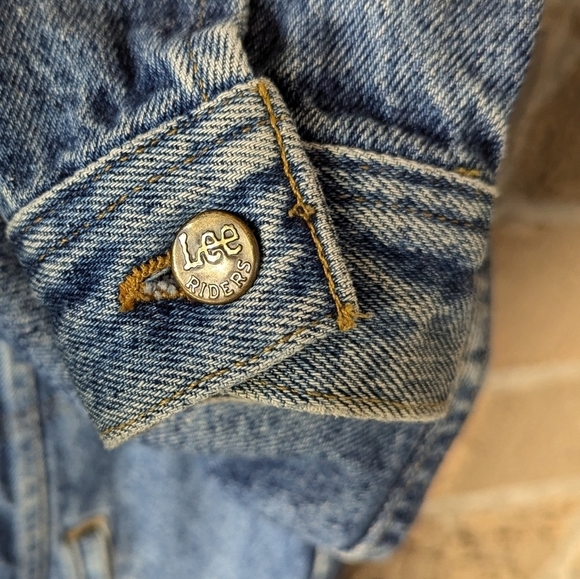 Vintage 80s Lee Riders Trucker Jean Jacket Size Medium 100% Cotton USA Made - Picture 3 of 8
